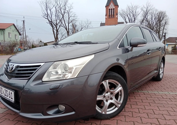 Toyota Avensis cena 26900 przebieg: 199000, rok produkcji 2009 z Biała małe 742